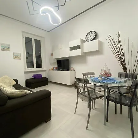 Casa Delle Sirene 5 Minuti Mare Boccadasse Apartman Genova