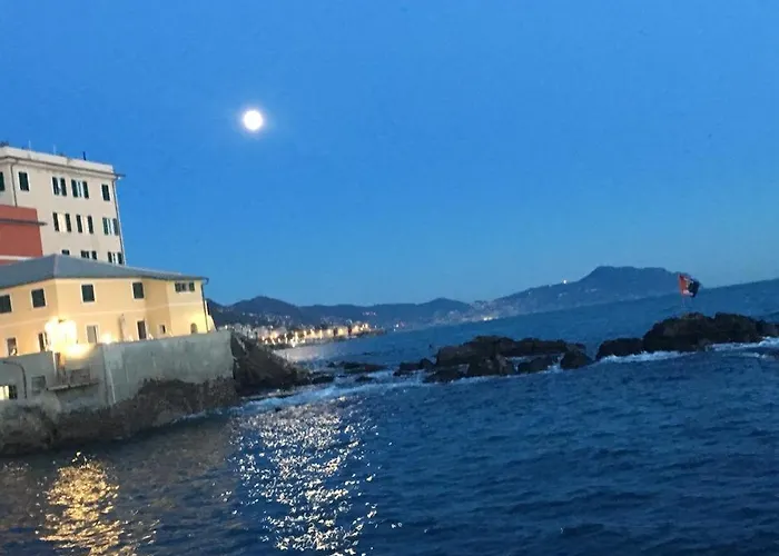 Casa Delle Sirene 5 Minuti Mare Boccadasse Gênes